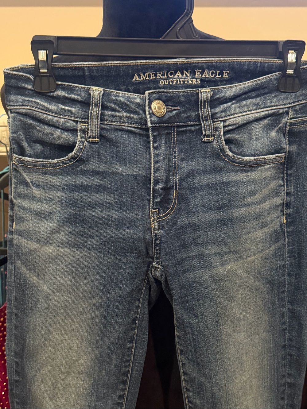 American Eagle Outfitters Women's Skinny Jeans in Faded Blue